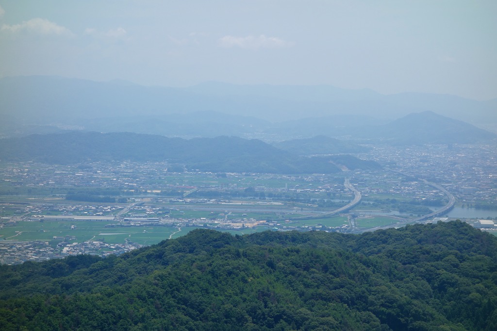 159-5.jpg